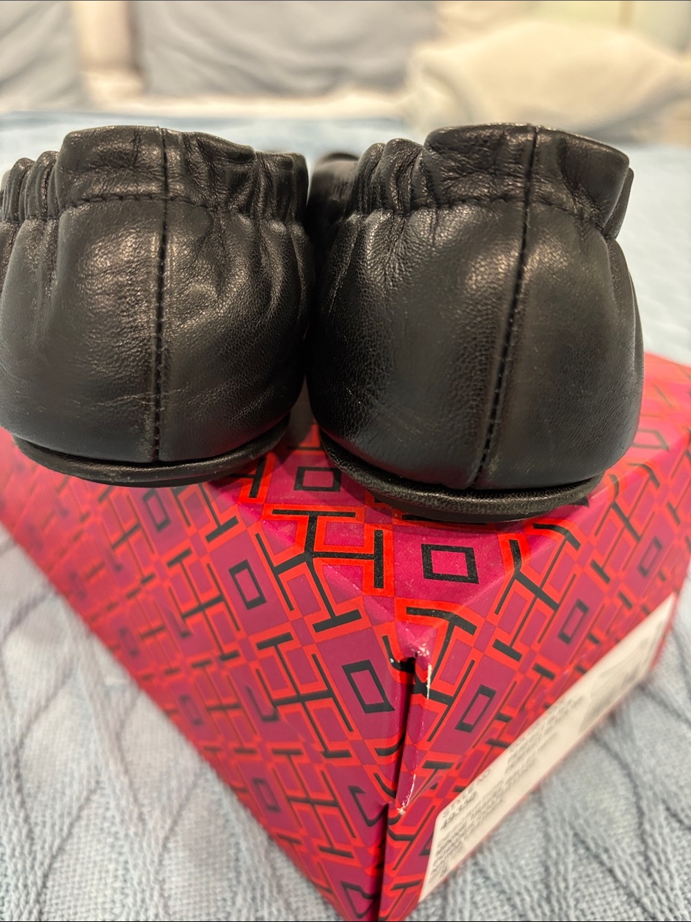 Tory Burch Black Leather Logo Round-Toe Ballet Flats - Picture 5 of 7